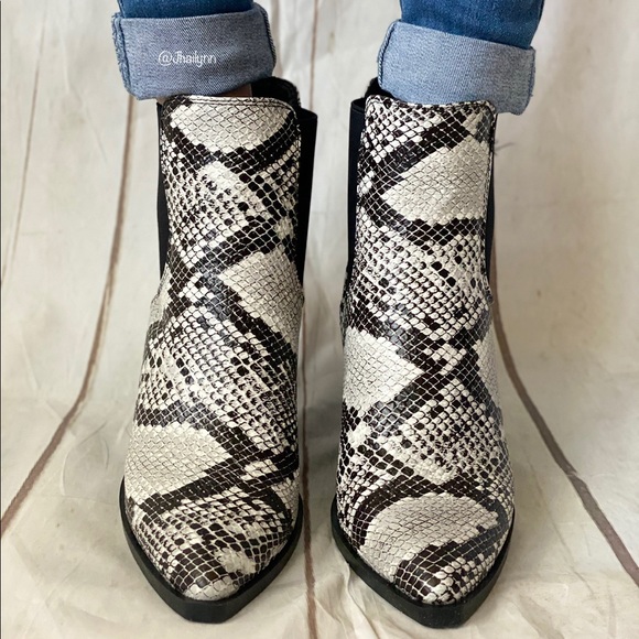 Snake Print Slip on ankle bootie HP/CLOSET CRUSH - Picture 3 of 5